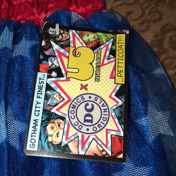 Y2K DC Comics Wonder Woman Costume with Accessories - Picture 9 of 14